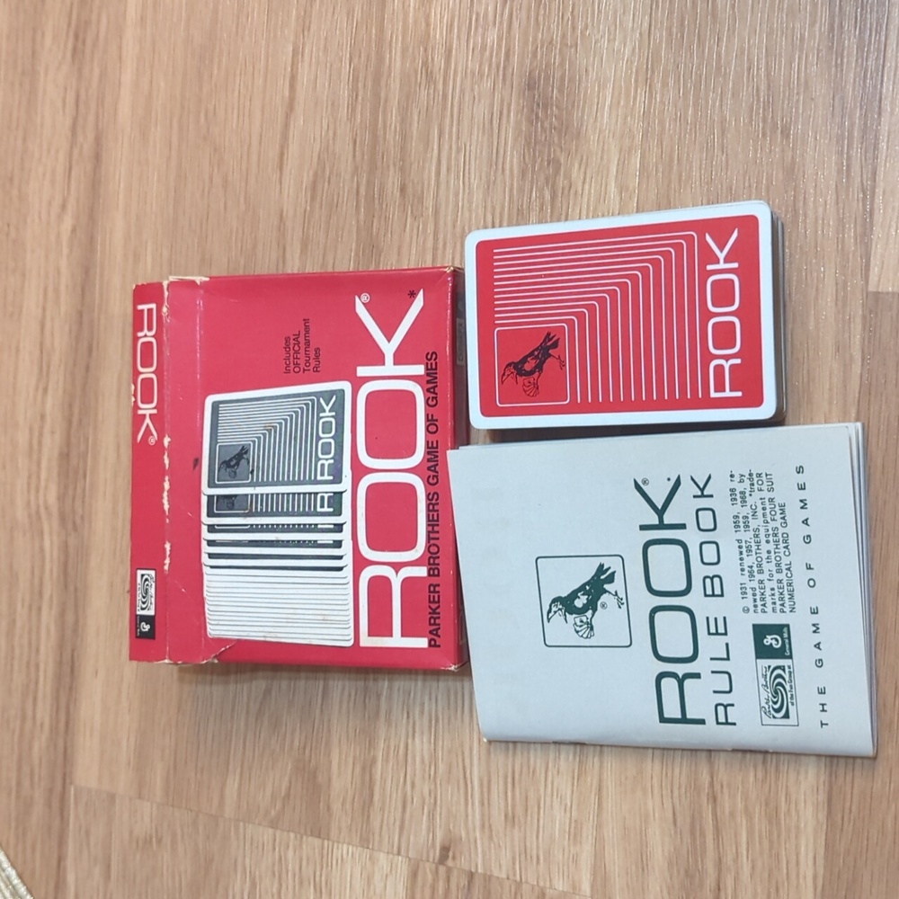 Vintage 1968 Red edition‎ of Rook
